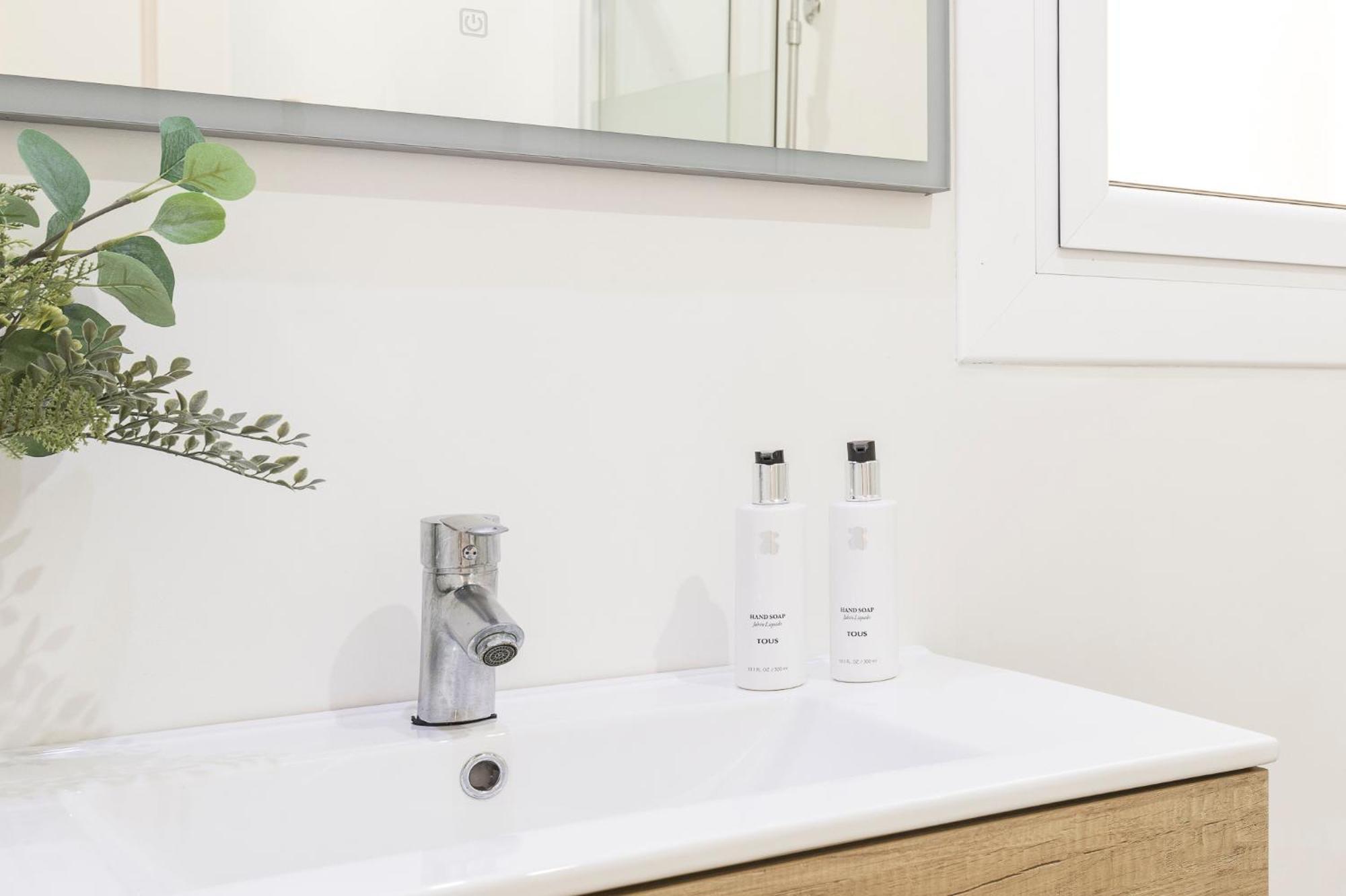 Suites4Days Sagrada Familia Apartment バルセロナ エクステリア 写真