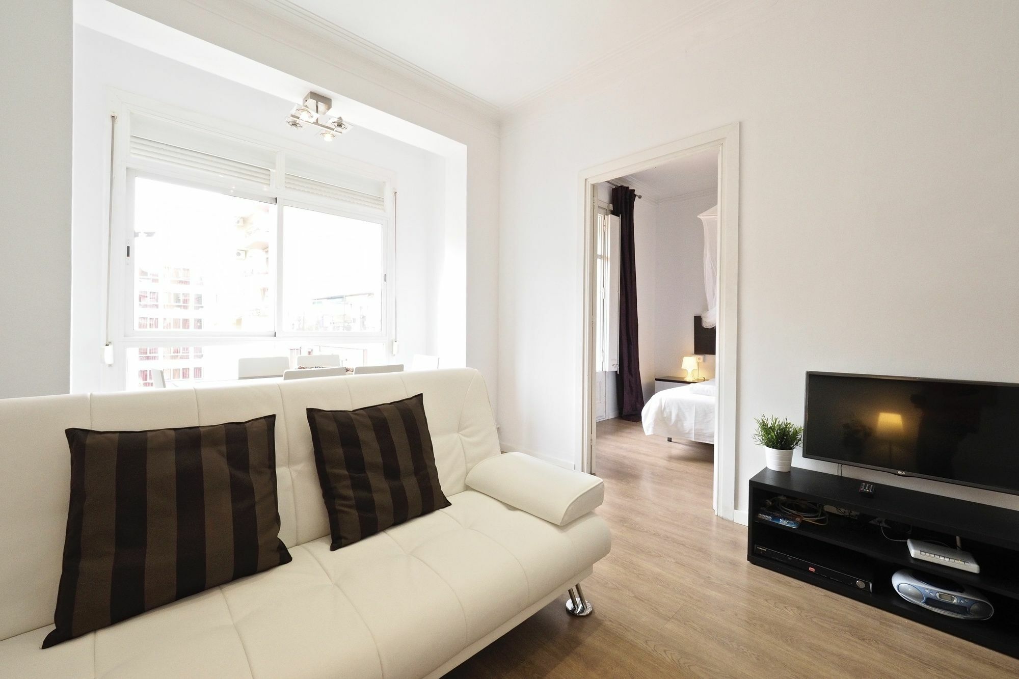Suites4Days Sagrada Familia Apartment バルセロナ エクステリア 写真